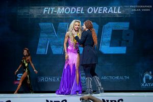 FIT-MODEL OVERALL